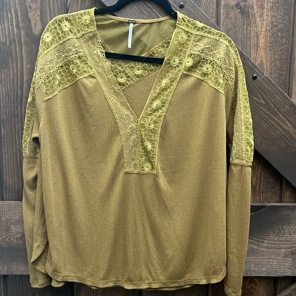 NWOT - Free People Lola Long Sleeve Mustard Colored Top Size XS P2P: 28 - Picture 6 of 15